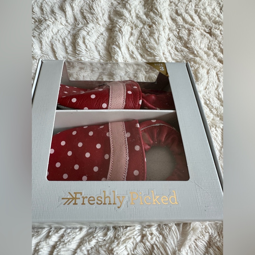 Brand new, in-box Freshly Picked moccasins